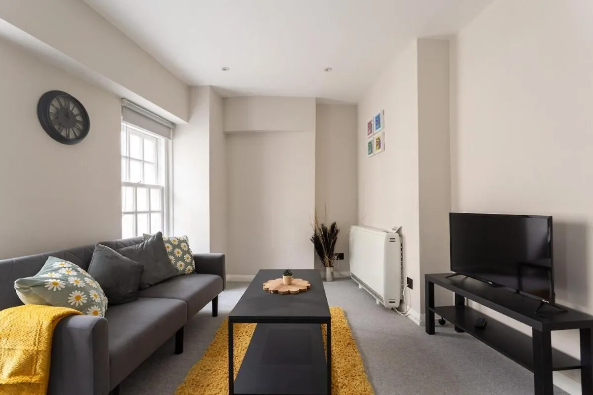 Brighton 2 Bed Apartment For Contractors And Longer Stays United Kingdom