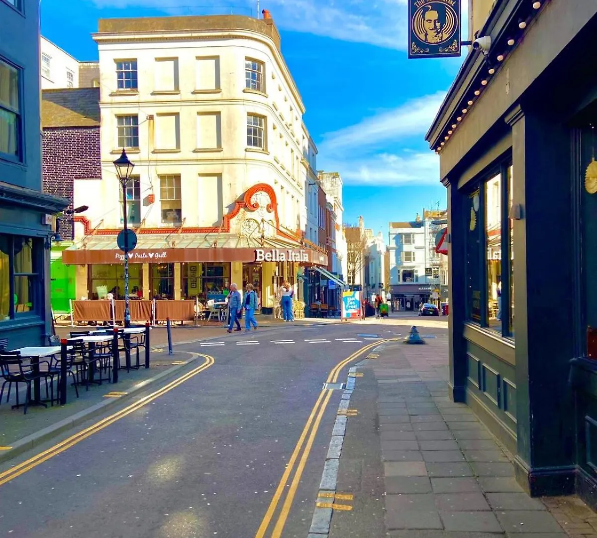 Brighton 2 Bed Apartment For Contractors And Longer Stays 0*,  United Kingdom